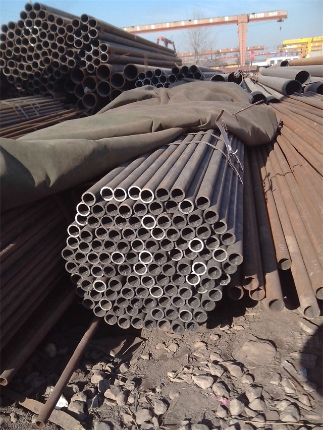 盘锦小口径无缝钢管